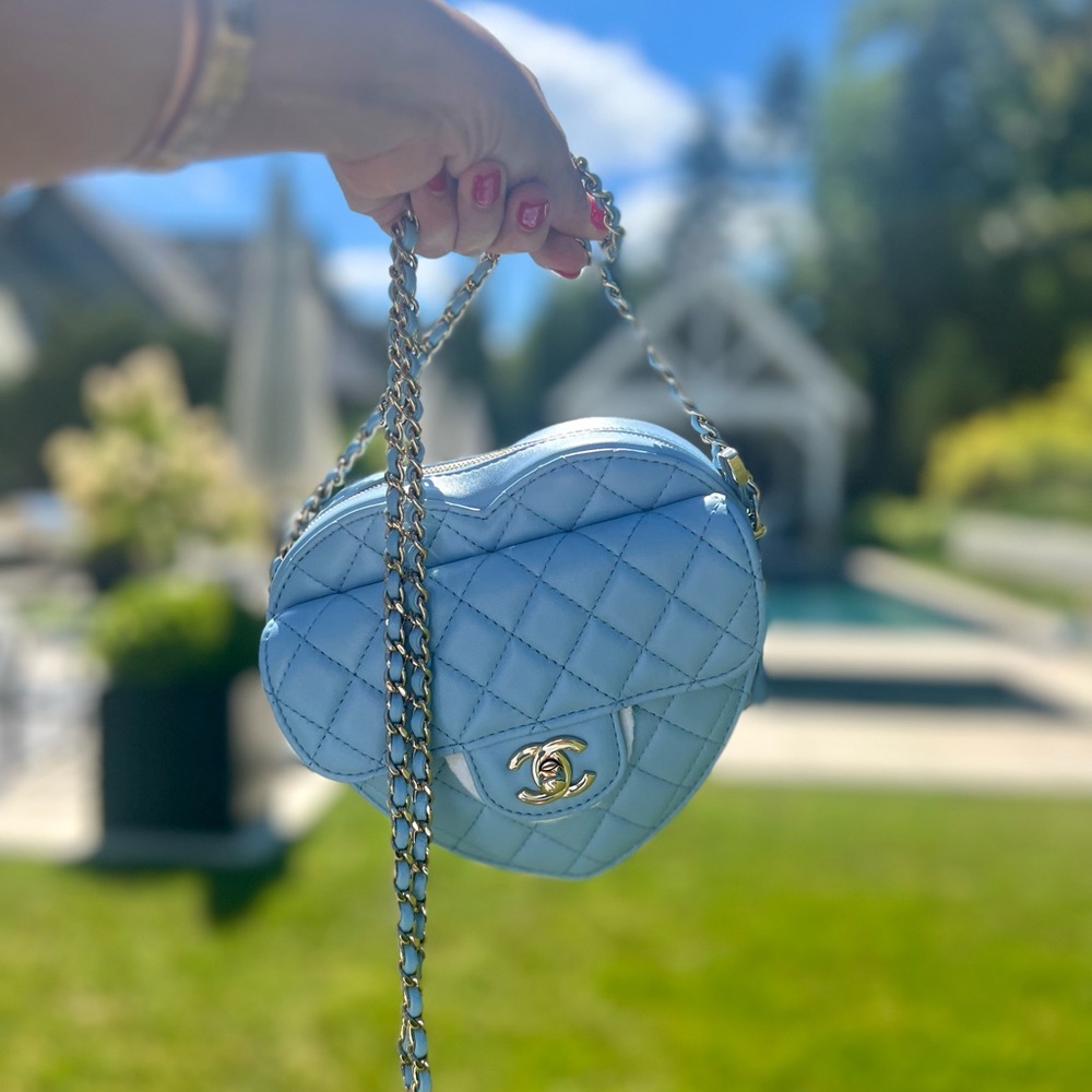 CHANEL heart bag. Pristine never worn. NIB